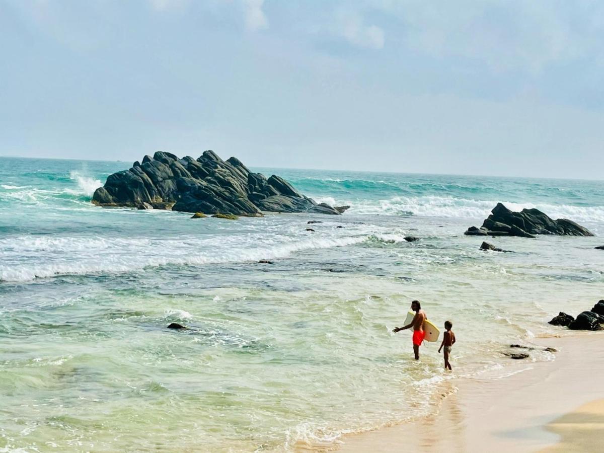 Rockside Cabanas Hotel Unawatuna Εξωτερικό φωτογραφία