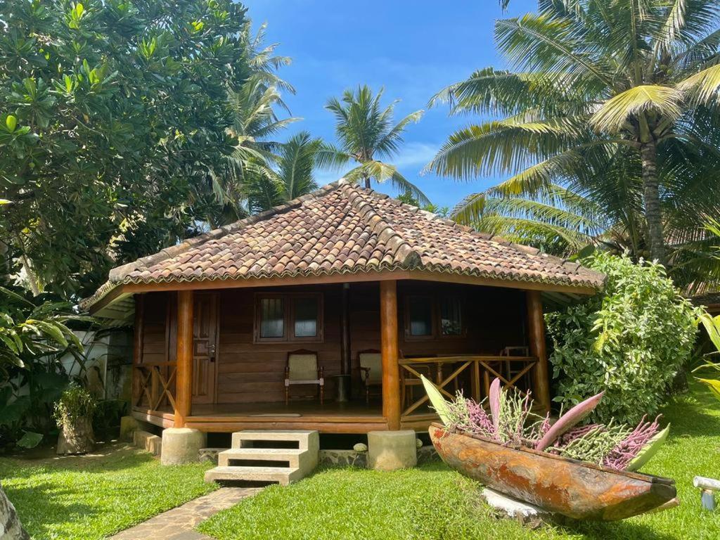 Rockside Cabanas Hotel Unawatuna Εξωτερικό φωτογραφία